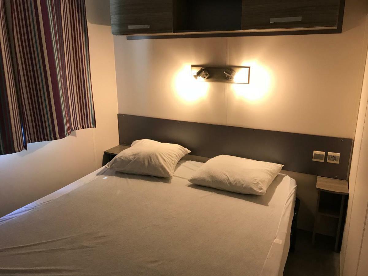 Mobilhome Dans Camping Les Sables D'Or Agde Exterior foto